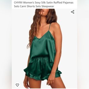 Chyrii Womens silky sleepwear ☆ Small ☆ Green ☆ Ruffled shorts, cute top ☆ NWT